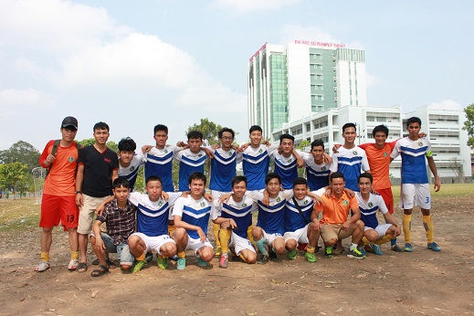 Đội tuyển bóng đá nam UTC2 tranh hạng 3 tại giải vô địch sinh viên khu vực TP.HCM