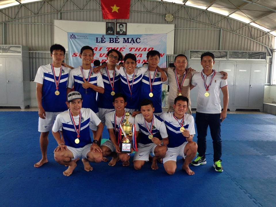 Đội tuyển bóng đá nam UTC2 thi đấu tại Giải vô địch sinh viên Tp.HCM