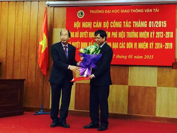 Bổ nhiệm PGS.TS. Nguyễn Văn Hùng làm Phó Hiệu trưởng kiêm Phó Giám đốc Cơ sở 2 Đại học GTVT